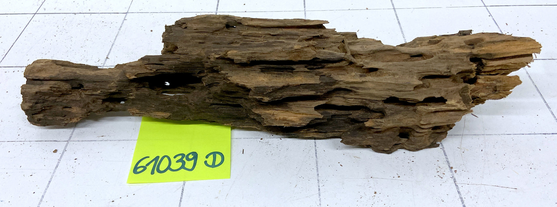 61039D - Drachenholz / Dragonwood
