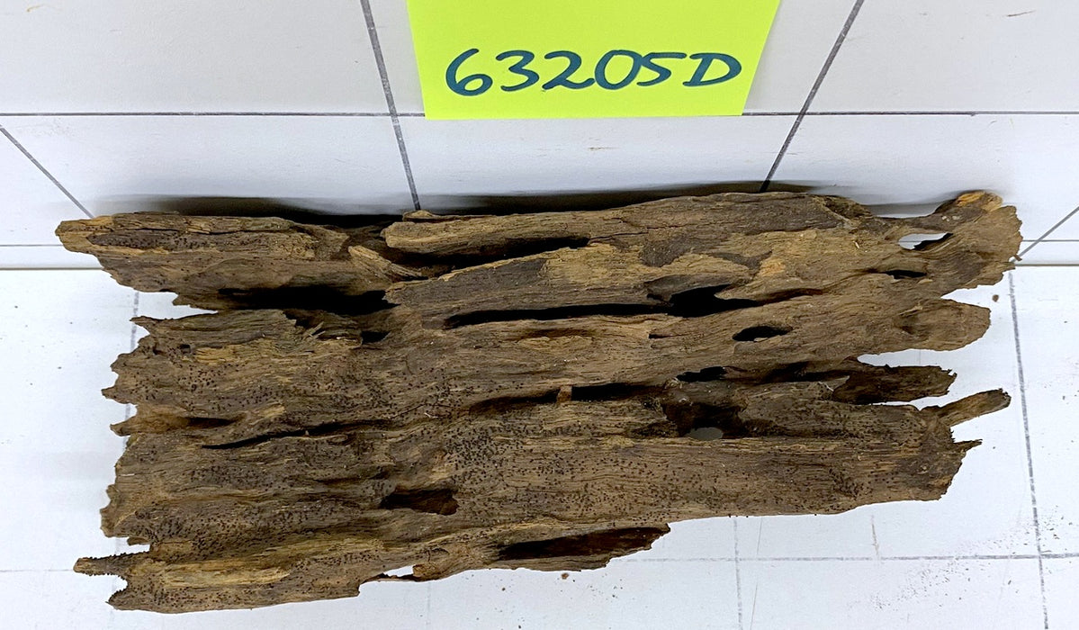 63205D - Drachenholz / Dragonwood