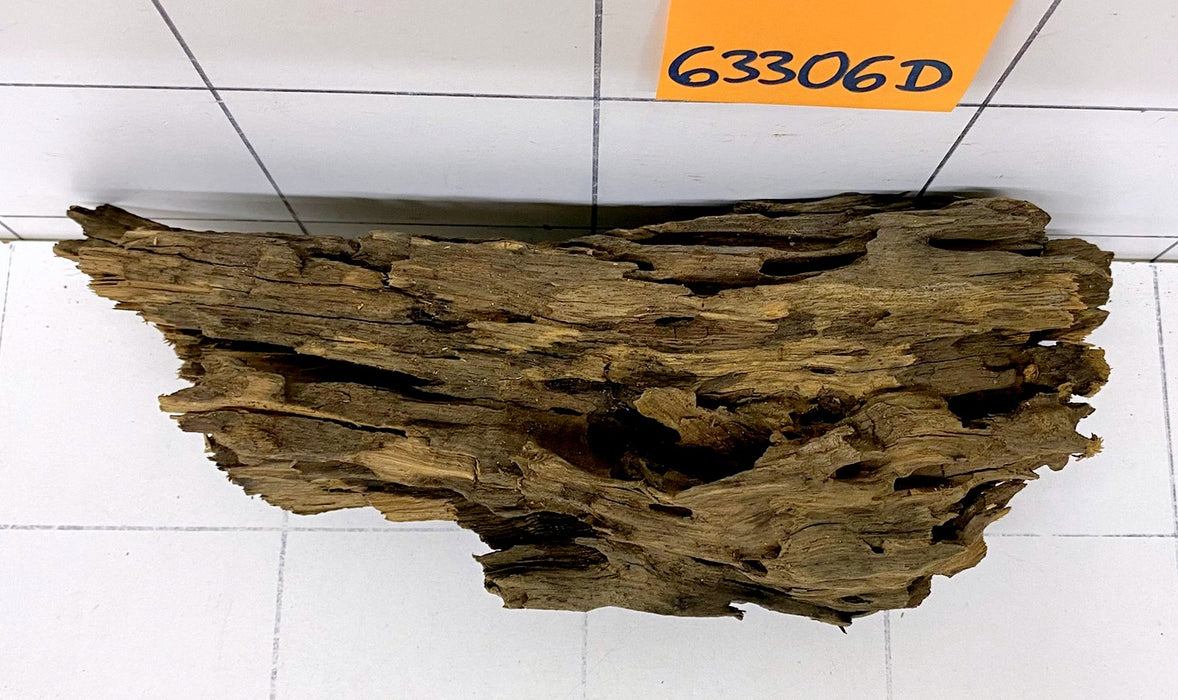 63306D - Drachenholz / Dragonwood
