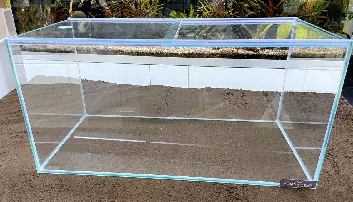 AQUARIUM "basic line" 60x30x30cm -T- (54l) mit Schiebeabdeckung